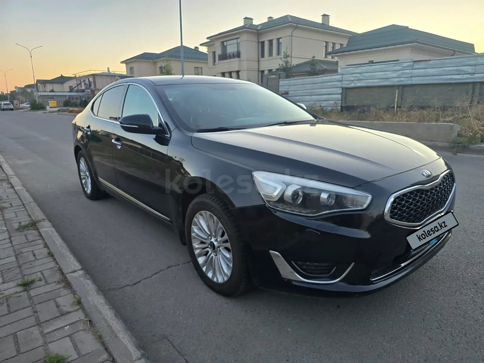 Kia Cadenza, 2014