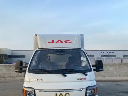 JAC  N35 Термофургон 2025 года за 10 800 000 тг. в Алматы – фото 2