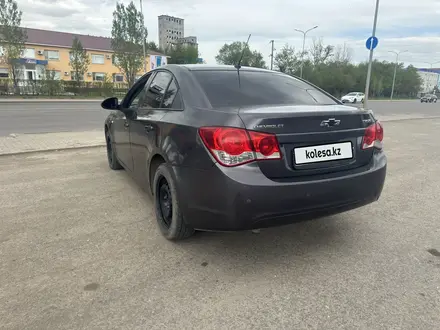 Chevrolet Cruze 2013 года за 2 950 000 тг. в Астана – фото 4