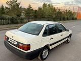 Volkswagen Passat 1990 года за 950 000 тг. в Астана – фото 3