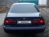 Toyota Camry 1998 года за 3 999 999 тг. в Шымкент – фото 3