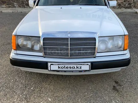 Mercedes-Benz E 250 1990 года за 2 700 000 тг. в Лисаковск – фото 6
