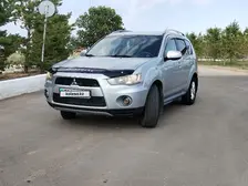Mitsubishi Outlander, 2010