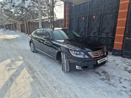 Lexus LS 600h 2011 года за 12 000 000 тг. в Алматы – фото 27
