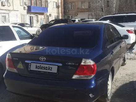 Toyota Camry 2005 года за 5 100 000 тг. в Жанаозен – фото 2