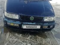 Volkswagen Passat 1996 годаfor1 400 000 тг. в Актобе