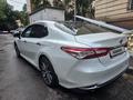 Toyota Camry 2023 года за 15 500 000 тг. в Усть-Каменогорск – фото 3