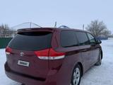 Toyota Sienna 2012 года за 6 000 000 тг. в Актобе – фото 4