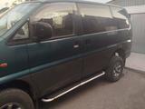 Mitsubishi Delica 1995 годаүшін3 200 000 тг. в Семей – фото 3