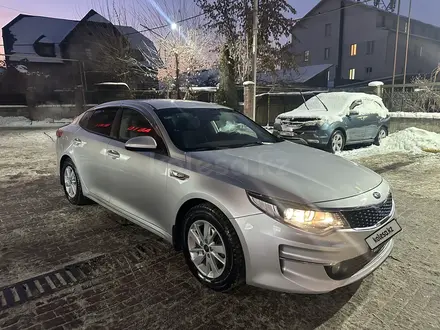 Kia K5 2016 года за 7 500 000 тг. в Алматы – фото 2