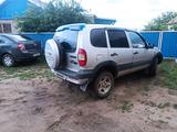 Chevrolet Niva 2007 года за 1 550 000 тг. в Уральск – фото 3