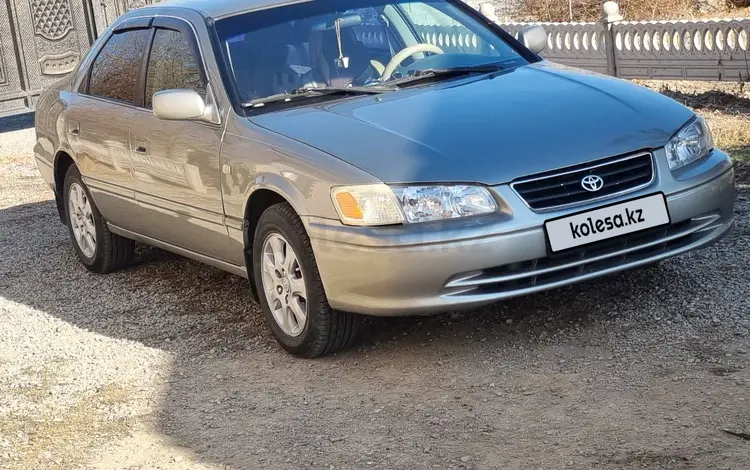 Toyota Camry 2000 года за 3 700 000 тг. в Тараз