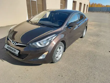 Hyundai Elantra 2015 года за 6 000 000 тг. в Астана – фото 3