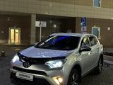 Toyota RAV4 2016 годаүшін9 800 000 тг. в Астана