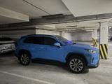 Toyota RAV4 2019 года за 14 800 000 тг. в Алматы