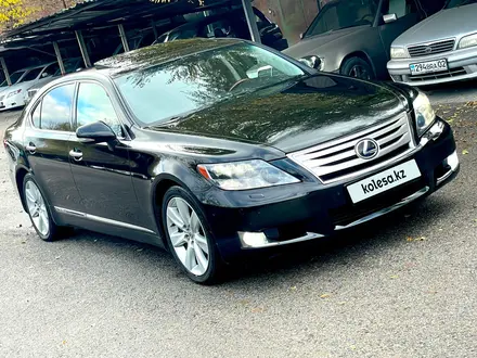 Lexus LS 600h 2012 года за 12 500 000 тг. в Алматы