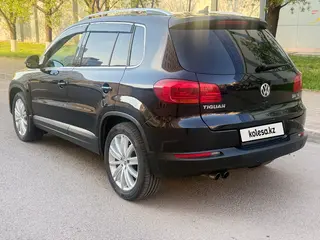 Volkswagen Tiguan, 2015