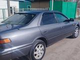 Toyota Camry 1997 годаүшін3 700 000 тг. в Сарыозек – фото 4