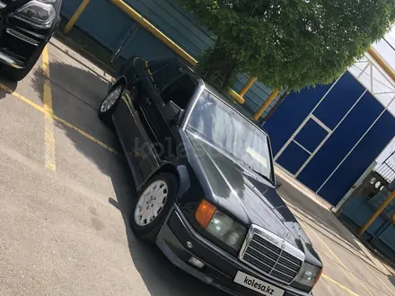 Mercedes-Benz E 320 1993 года за 3 000 000 тг. в Алматы – фото 2
