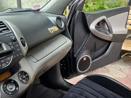 Toyota RAV4 2007 года за 7 800 000 тг. в Алматы – фото 46