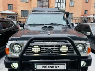 Nissan Patrol, 1993
