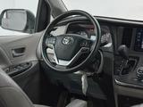 Toyota Sienna 2016 года за 14 150 000 тг. в Актау – фото 3