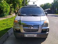 Hyundai Starex 2004 годаүшін3 700 000 тг. в Алматы