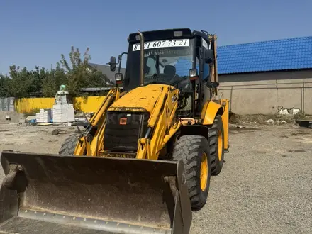 JCB  3CX 2005 года за 15 000 000 тг. в Алматы