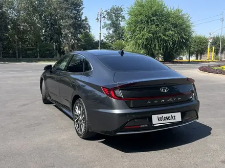 Hyundai Sonata 2023 года за 13 000 000 тг. в Алматы – фото 2