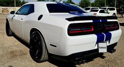Dodge Challenger 2023 года за 24 300 000 тг. в Актобе – фото 4