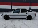 Opel Vectra 1998 года за 1 450 000 тг. в Уральск – фото 2