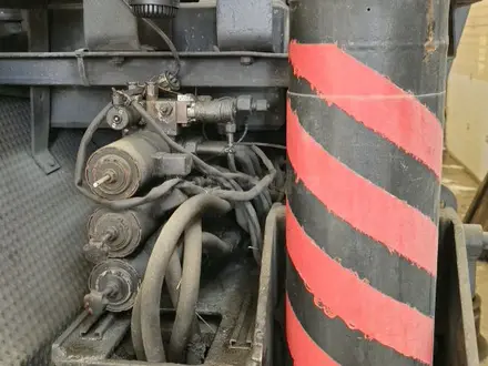 Liebherr  LTM краны с телескопической стрелой 1984 года за 30 000 000 тг. в Караганда – фото 2