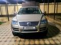 Volkswagen Touareg 2004 годаүшін5 200 000 тг. в Тараз