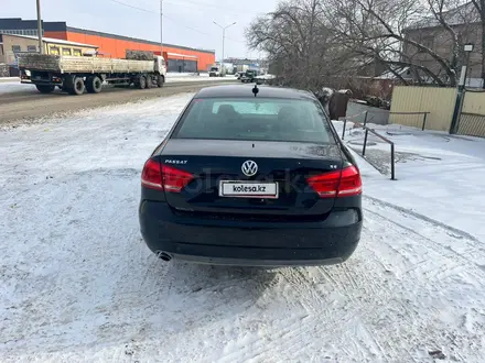 Volkswagen Passat 2013 года за 3 200 000 тг. в Атырау – фото 6