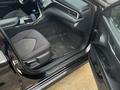 Toyota Camry 2018 года за 7 400 000 тг. в Атырау – фото 3