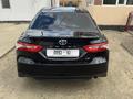 Toyota Camry 2018 года за 7 400 000 тг. в Атырау – фото 6