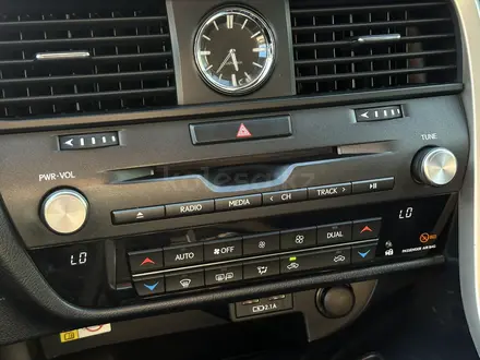 Lexus RX 300 2020 года за 23 450 000 тг. в Актобе – фото 8