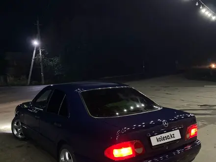 Mercedes-Benz E 280 1997 года за 3 300 000 тг. в Алматы – фото 5