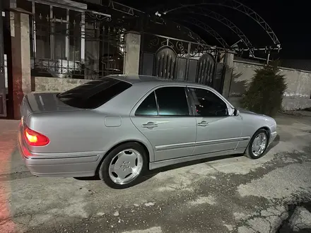 Mercedes-Benz E 320 2001 года за 6 500 000 тг. в Шымкент – фото 17