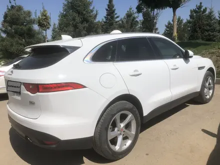 Jaguar F-Pace 2018 года за 22 000 000 тг. в Алматы – фото 3