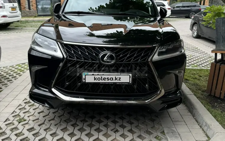 Lexus LX 570 2018 годаүшін53 000 000 тг. в Алматы