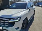 Toyota Land Cruiser 2024 года за 60 000 000 тг. в Алматы – фото 2