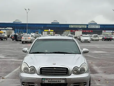 Hyundai Sonata 2003 года за 2 600 000 тг. в Шымкент – фото 2