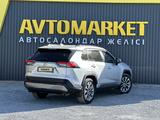 Toyota RAV4 2021 года за 15 500 000 тг. в Актобе – фото 3