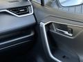 Toyota RAV4 2021 года за 15 500 000 тг. в Актобе – фото 8