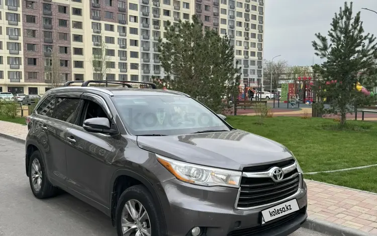 Toyota Highlander 2015 года за 15 700 000 тг. в Алматы