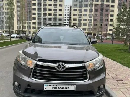 Toyota Highlander 2015 года за 15 700 000 тг. в Алматы – фото 2