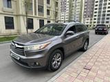 Toyota Highlander 2015 года за 15 700 000 тг. в Алматы – фото 3