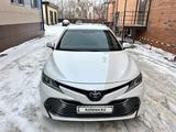 Toyota Camry 2021 годаүшін14 900 000 тг. в Петропавловск – фото 2