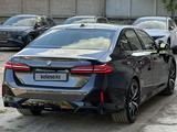 BMW 530 2023 года за 42 990 000 тг. в Уральск – фото 5